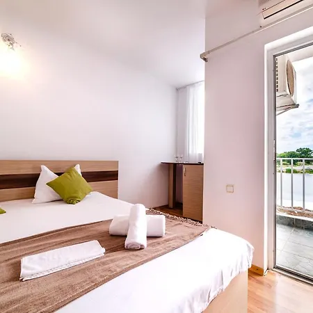 Ξενοδοχείο Solero 3*